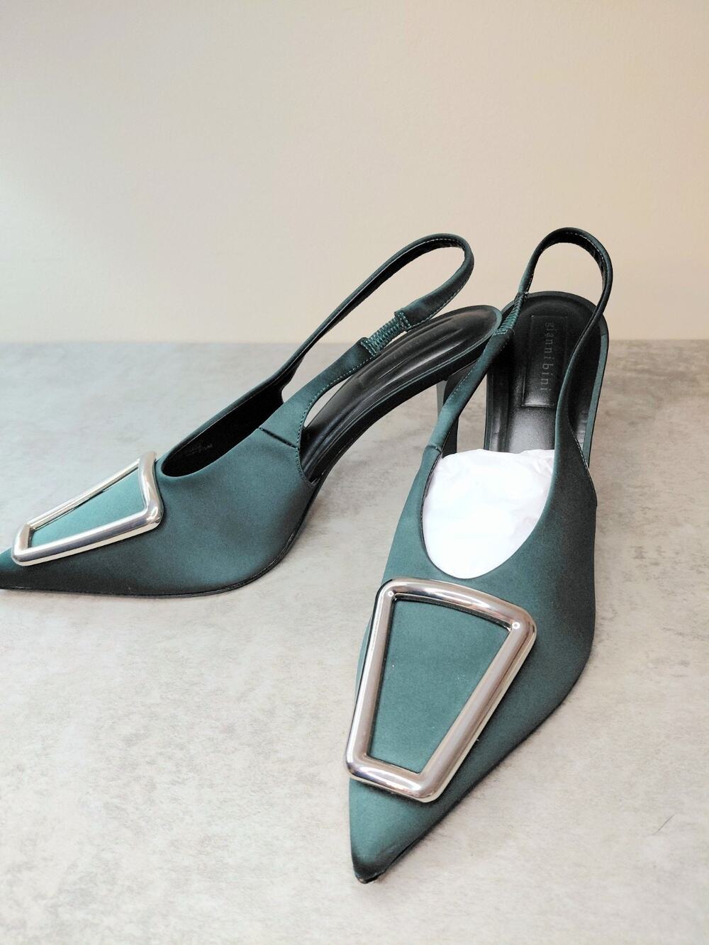 Gianni Bini Jalen Satin Slingback Pumps Green Silver Buckle Heel Size 9.5 NWOB